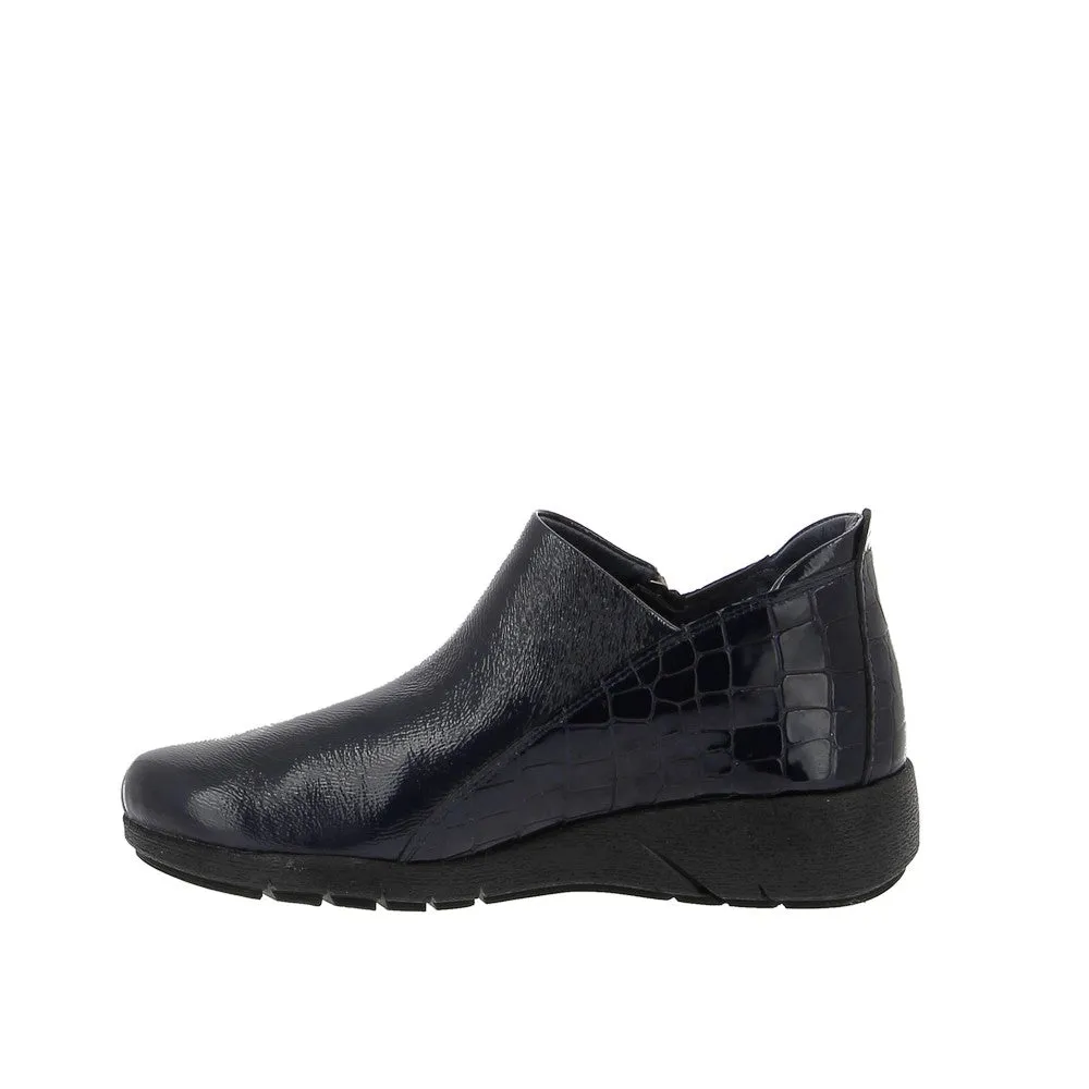 24 HRS 25008 Navy Patent Bootie