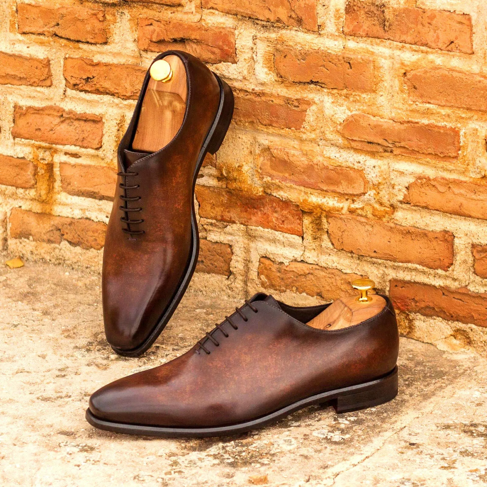 DapperFam Giuliano in Brown Men's Hand-Painted Patina Whole Cut