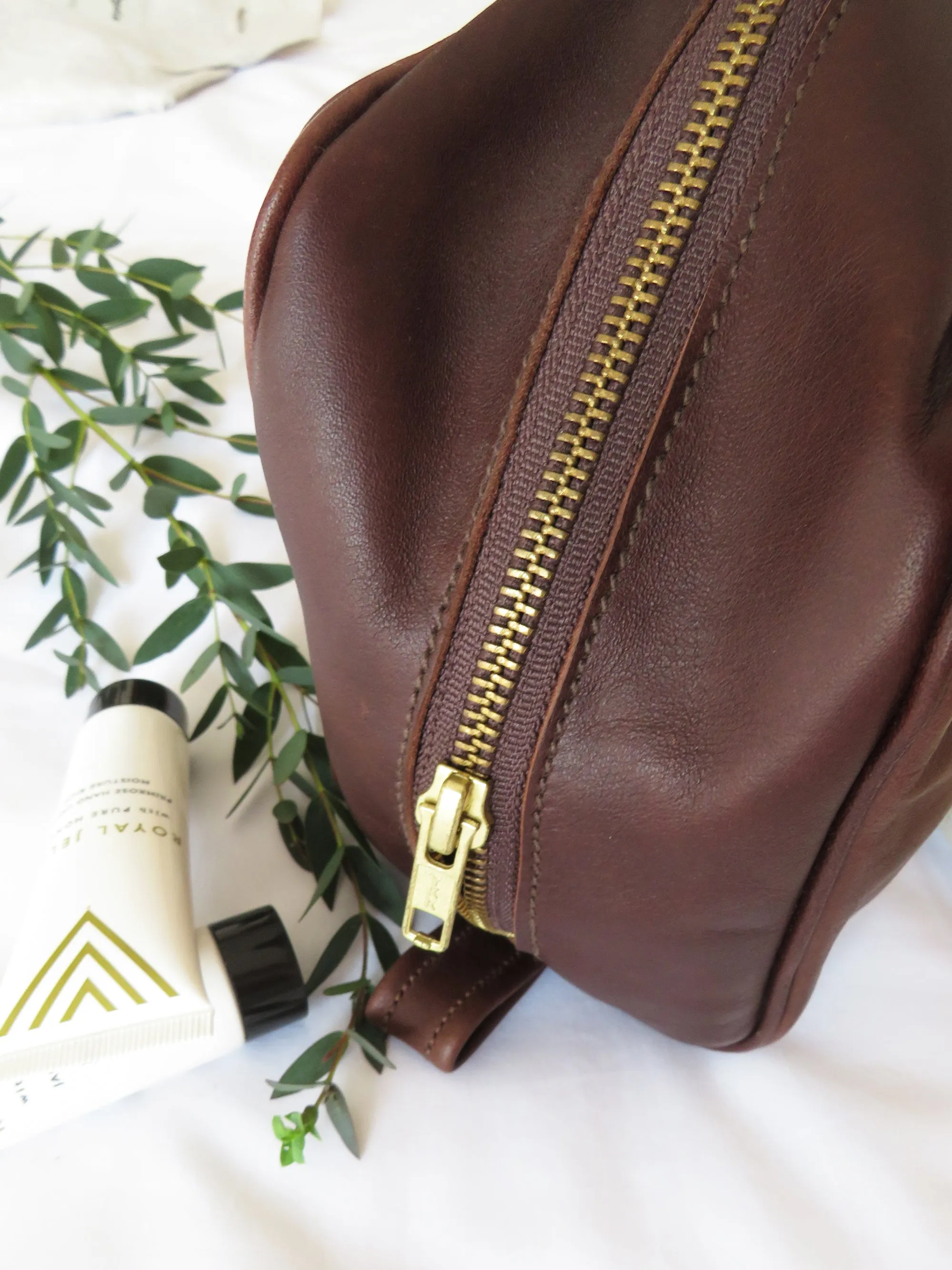 Genuine English Leather Men's Washbag