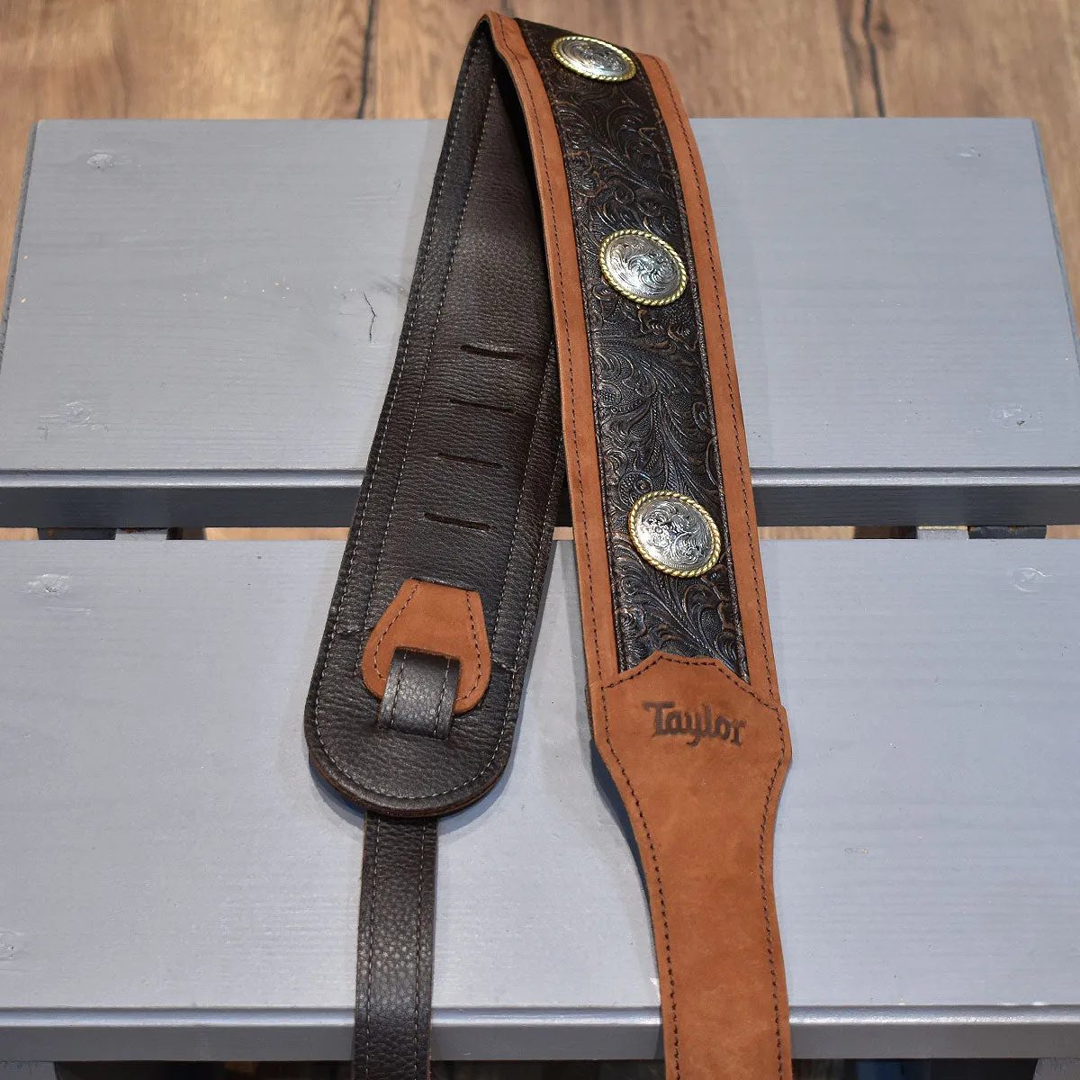 Taylor Guitar Strap Grand Pacific 3" Brown Leather - Conchos