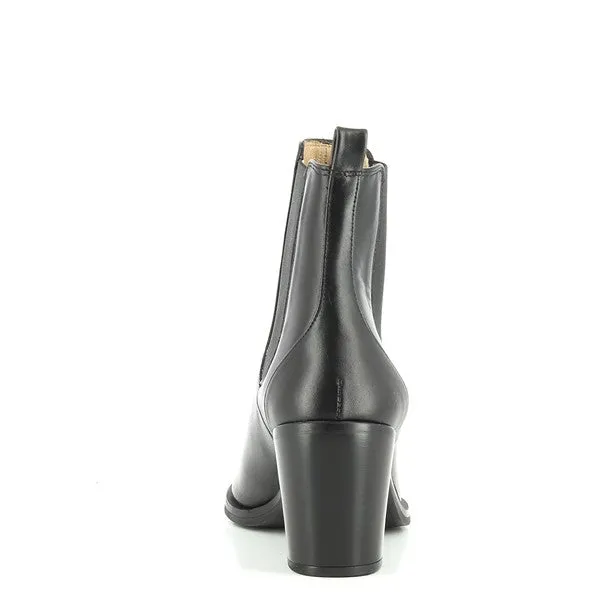 Unisa Manila Black